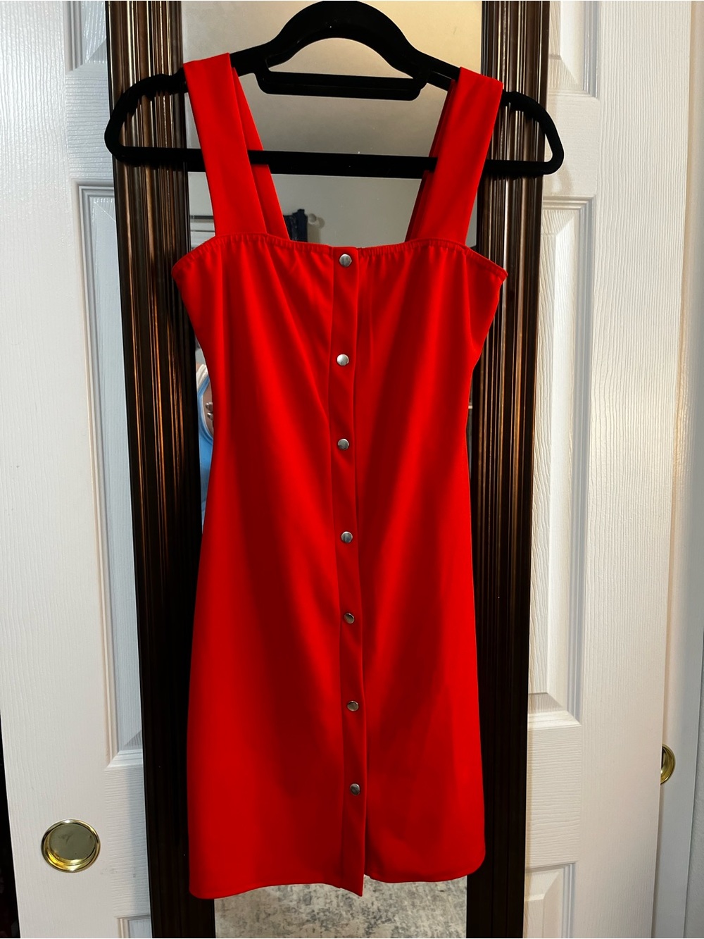 Brand New NWT Boohoo red mini dress with button front
